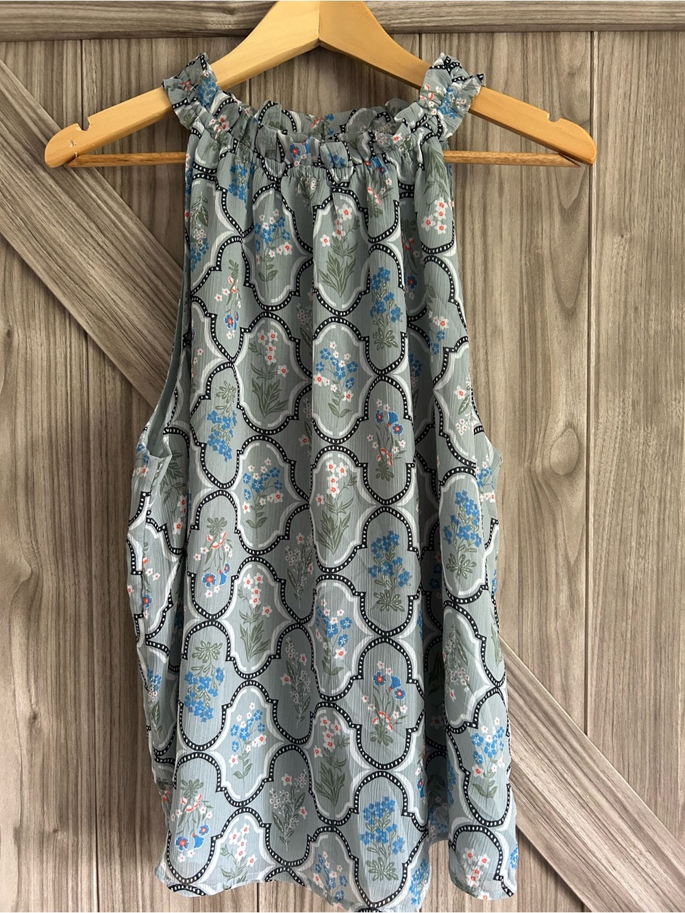 NWT Ann Taylor Factory Floral Arabesque Smocked Halter Top - Flowy Boho Blouse